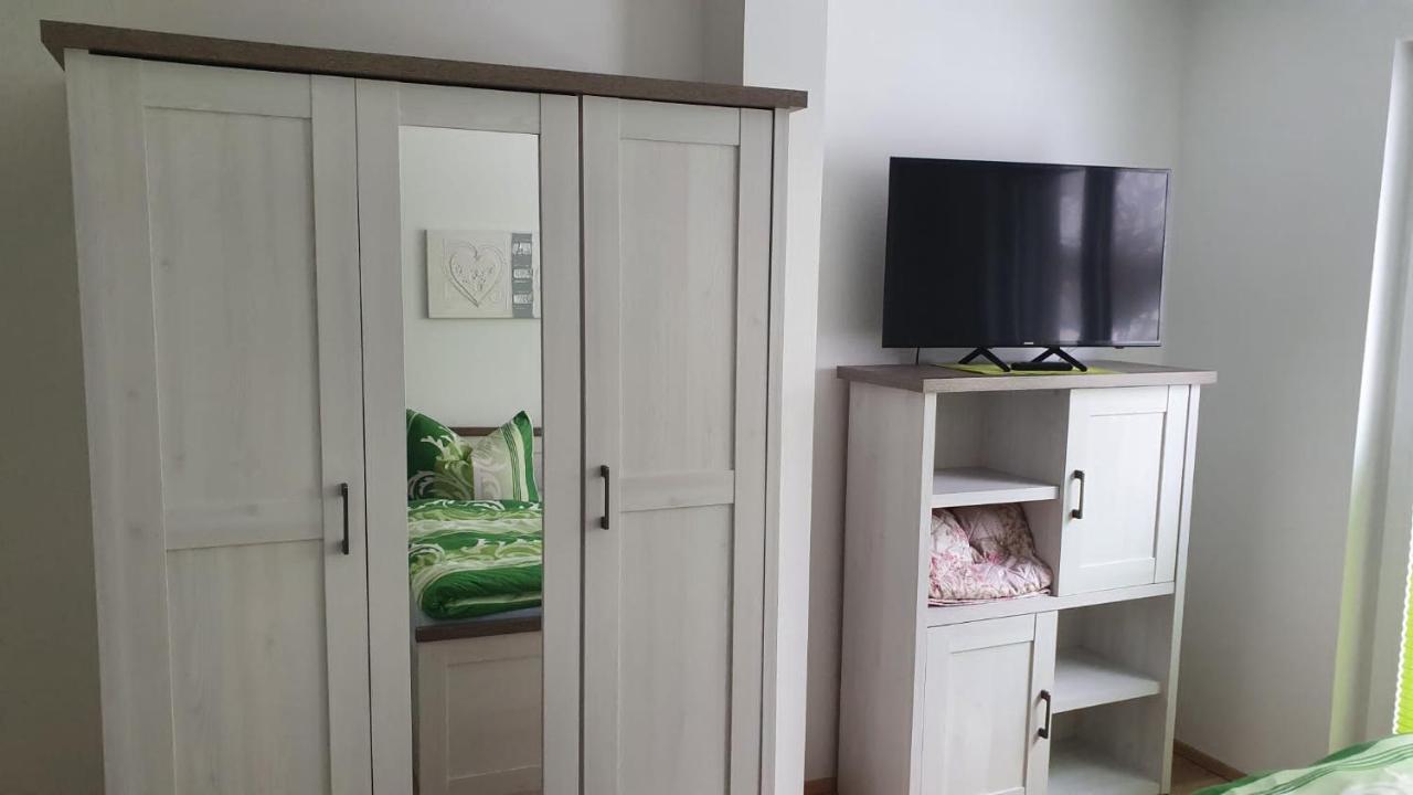 Moderne, Barrierefreie Ferienwohnung Plauen Luaran gambar